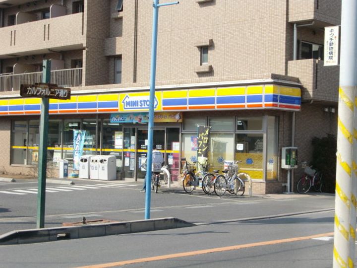 モルド妙典の周辺