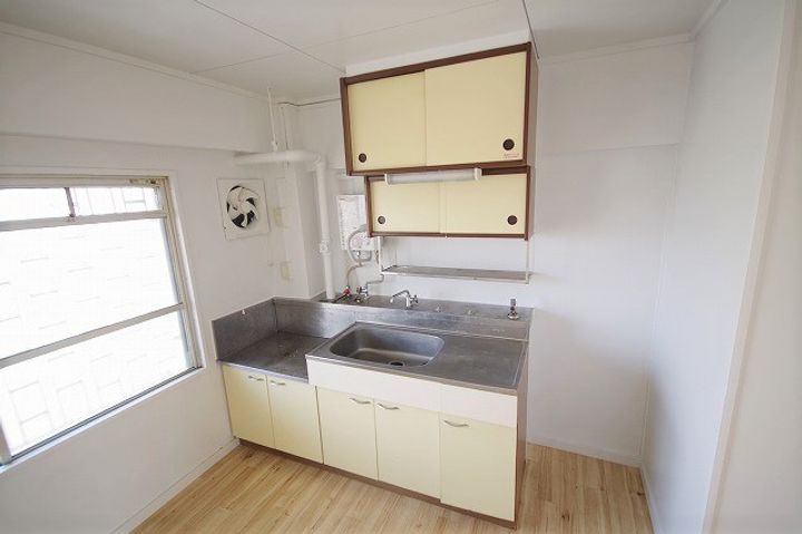 ビレッジハウス私部のキッチン