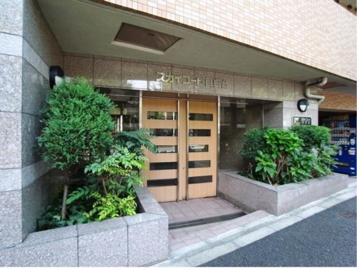 スカイコート目白台の地図