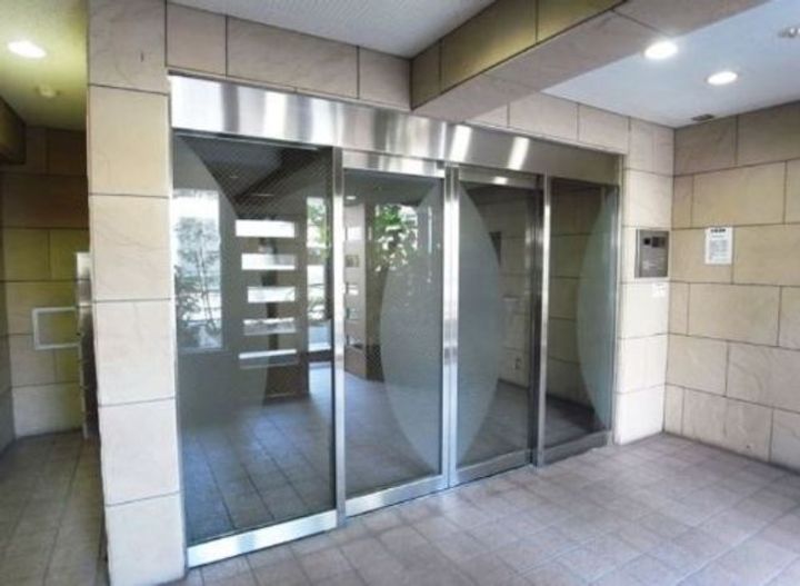 スカイコート目白台の地図