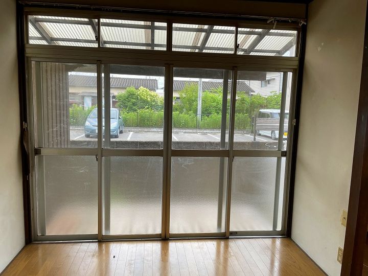 ウイングコートの居間