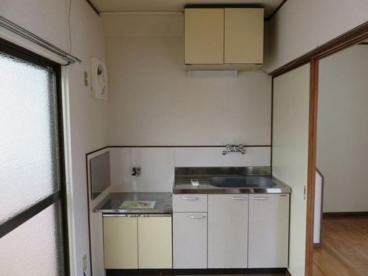 岡山県岡山市北区伊島町2(アパート)の賃貸物件のキッチン
