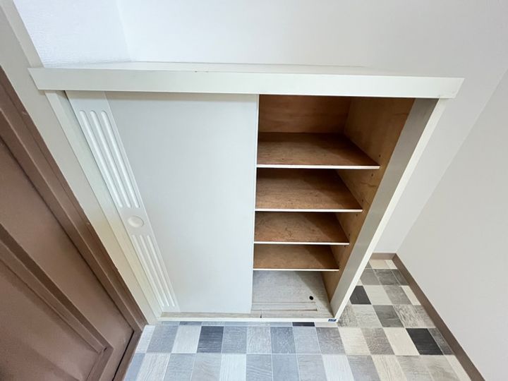 ト-ヤマンションの玄関