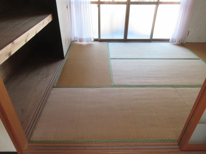 高知県高知市鵜来巣(アパート)の賃貸物件の居間