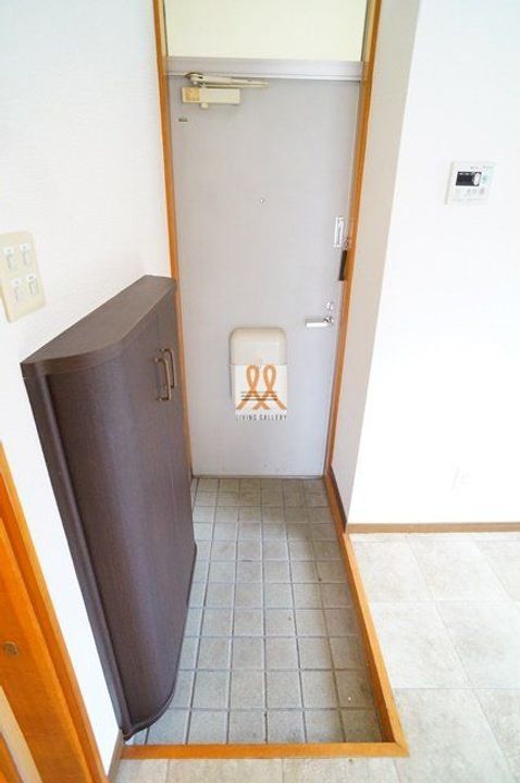 イル・パラッツォ塚田B棟の玄関