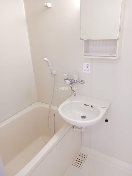 大阪府和泉市伯太町2(マンション)の賃貸物件の内装