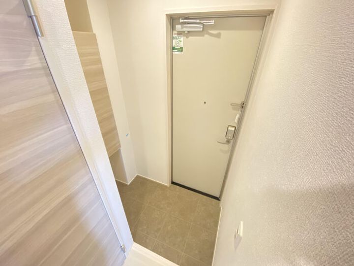 LUSSOVの玄関