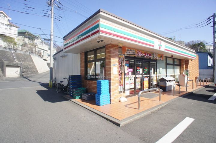 グリーンルーフタイラの周辺