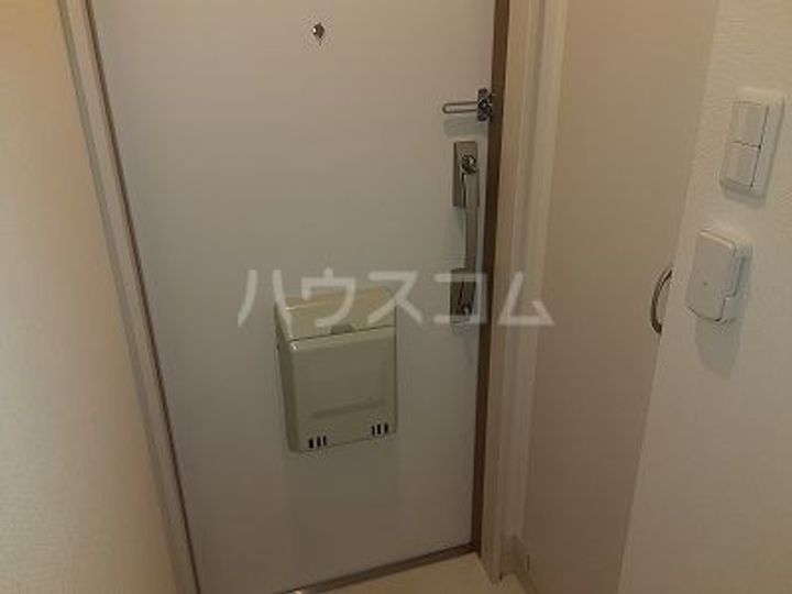 リブリ・vivoの玄関