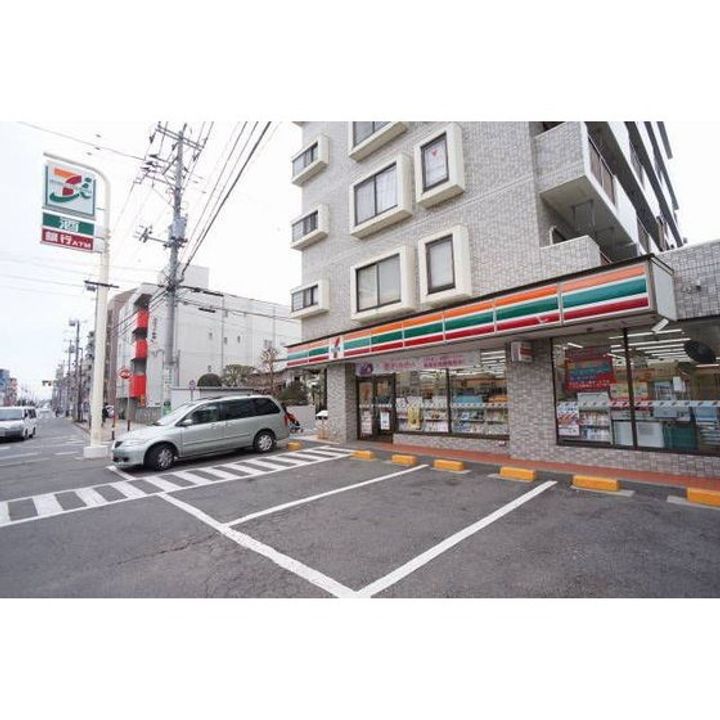 ブルームステージの周辺