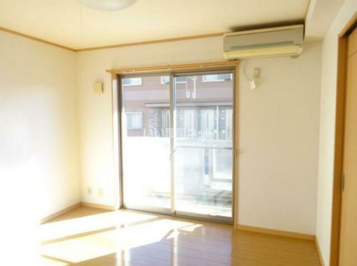 群馬県みどり市笠懸町鹿(マンション)の賃貸物件の居間