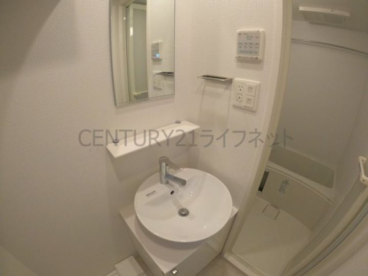 エスリード新大阪ラヴァーグの内装