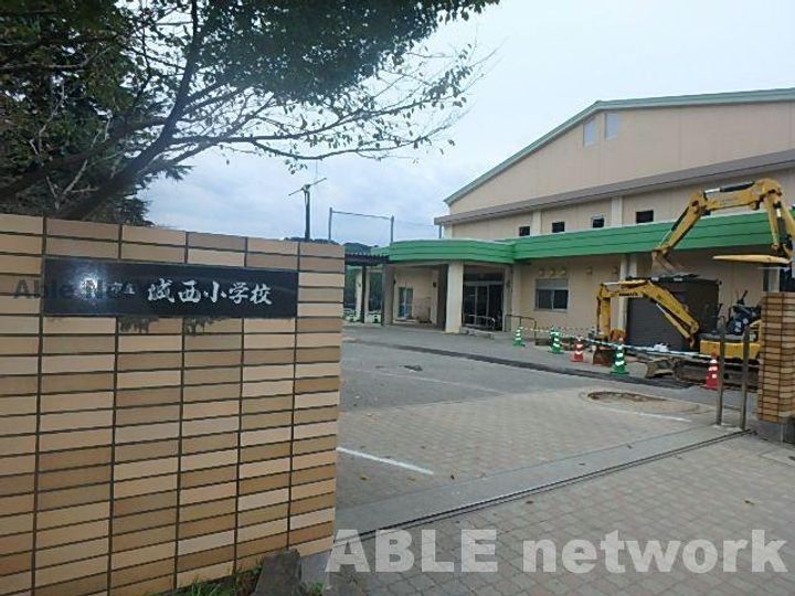 ハイムセラウエストの周辺
