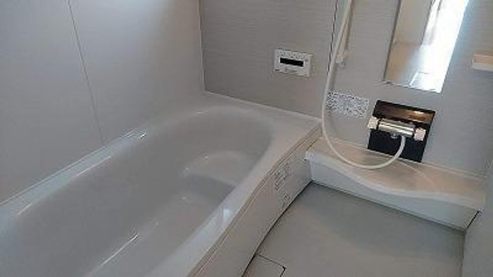 チャーム新屋の風呂