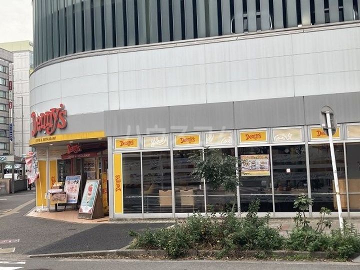 ノーサレンダーの周辺