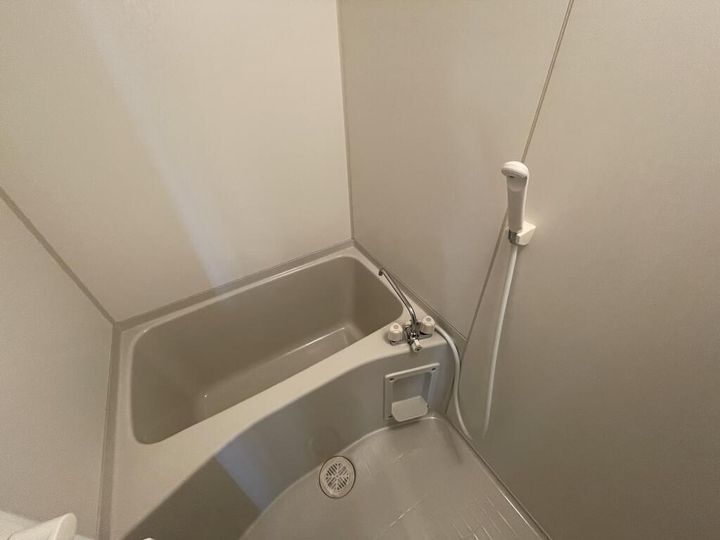 アルソスIの風呂