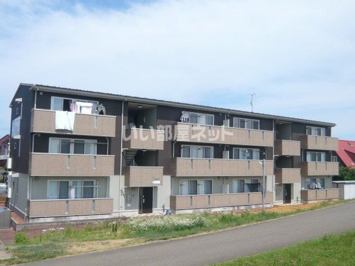 新潟県上越市栄町1(アパート)の賃貸物件の外観