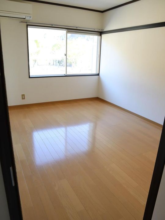 ヴァーガンディーの内装