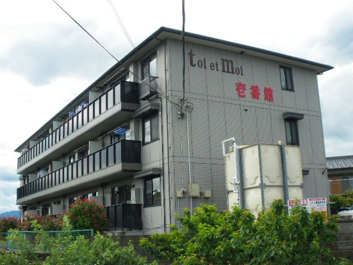 静岡県三島市松本(アパート)の賃貸物件の外観