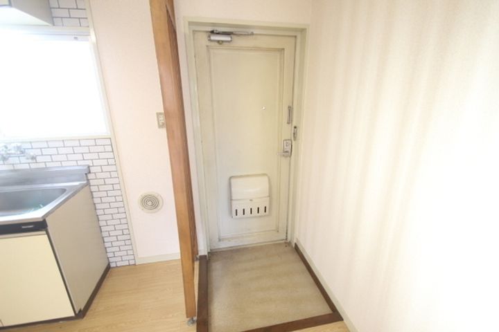 ファビス長束の玄関