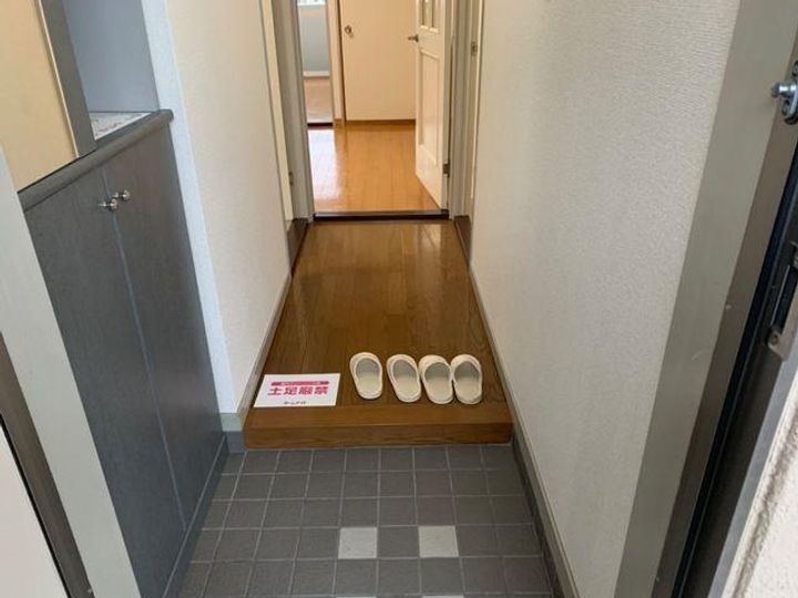 愛知県尾張旭市井田町2(アパート)の賃貸物件の玄関