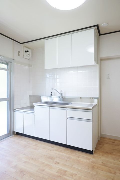 UR鶴山台のキッチン