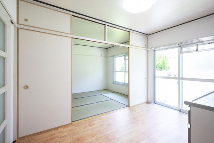 UR鶴山台の居間