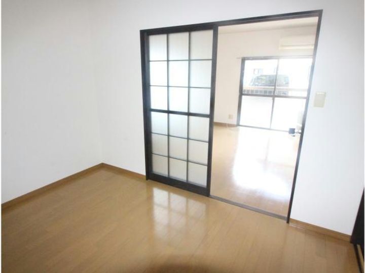 宮崎県都城市鷹尾3(アパート)の賃貸物件の居間