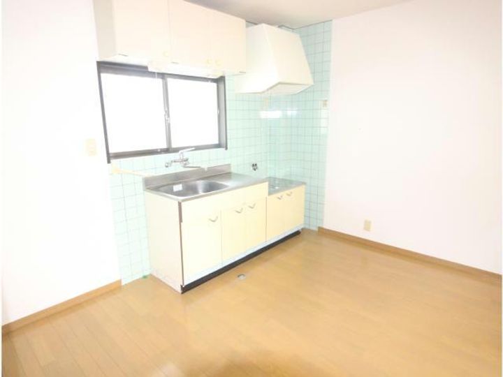 宮崎県都城市鷹尾3(アパート)の賃貸物件の居間