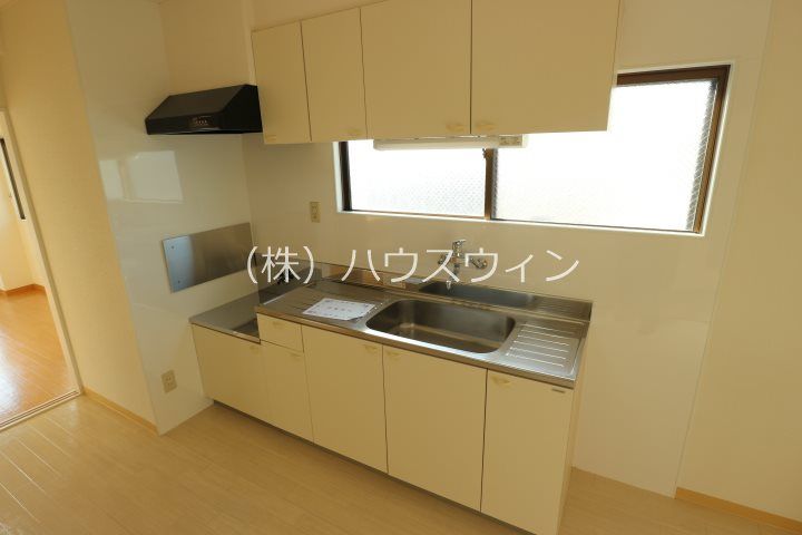 埼玉県越谷市南越谷3(マンション)の賃貸物件のキッチン