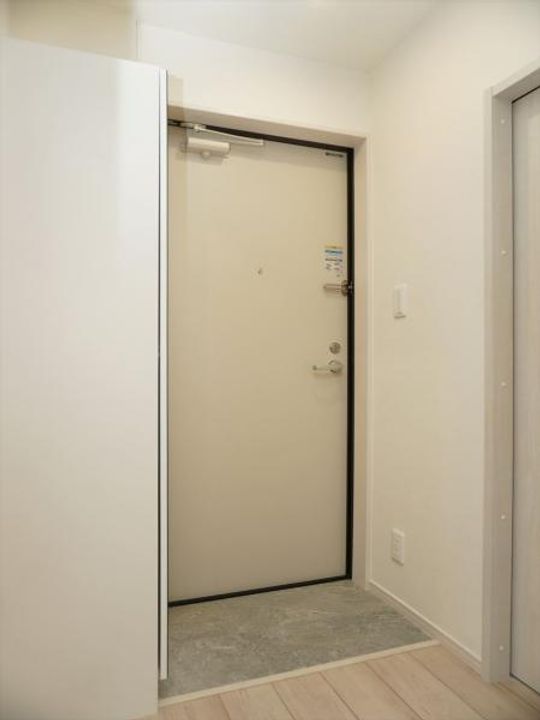 KEIAI RESIDENCE 勝田台の玄関