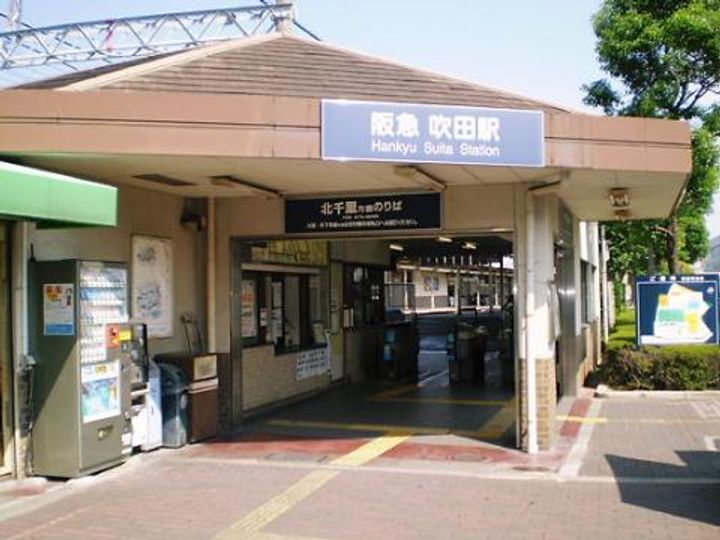 ウィズコートの周辺