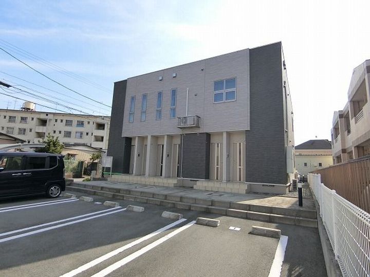 ナリッシュの外観