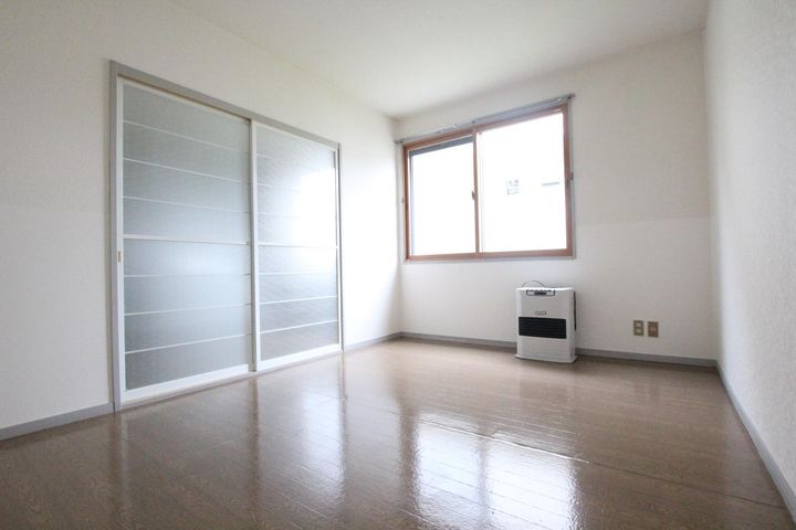 ダイヤマンションの居間