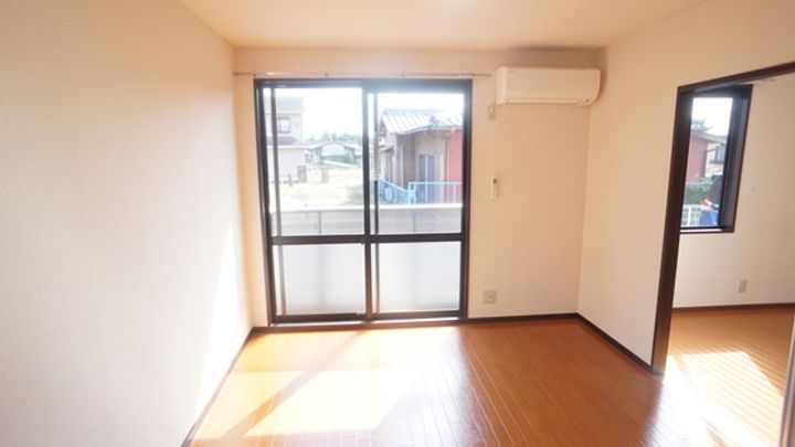 ヒルホーム青山の居間