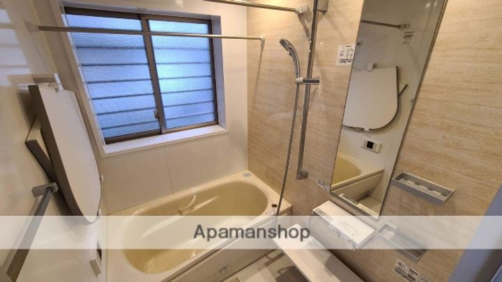 府中市栄町3丁目1Fの風呂