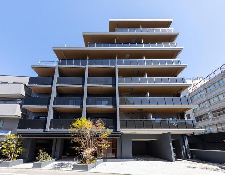 東京都文京区本郷5の賃貸マンションの外観