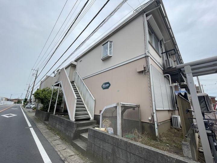 フレグランス駿河台の外観