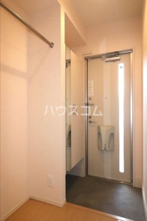 山梨県甲斐市下今井(アパート)の賃貸物件の玄関
