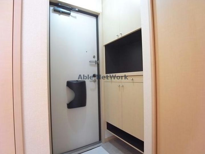 岐阜県岐阜市六条南2(アパート)の賃貸物件の玄関