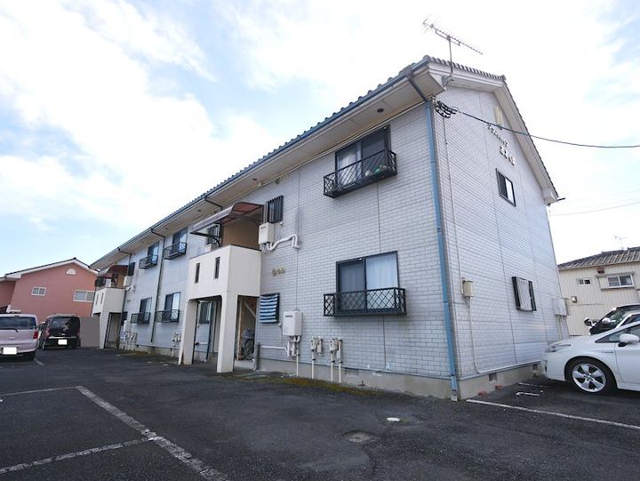 グランドハイツ大久保の外観