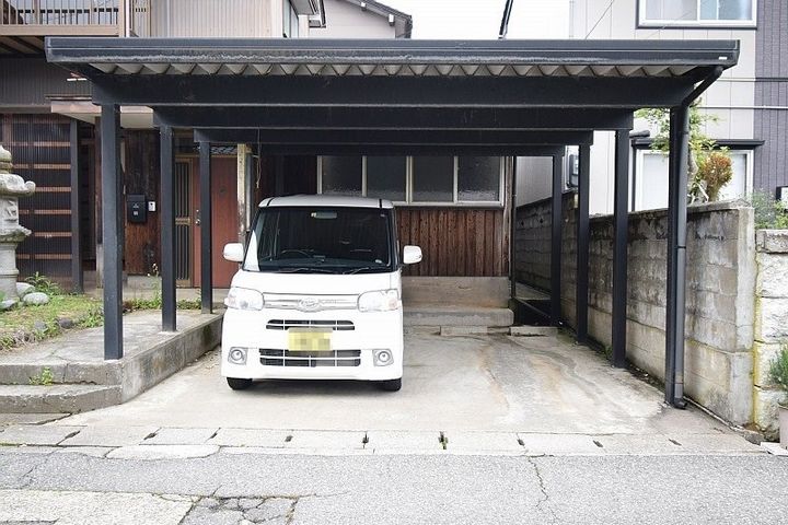 富山県高岡市千石町(一戸建)の賃貸物件の地図