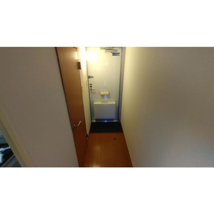 栃木県宇都宮市双葉2(マンション)の賃貸物件の玄関