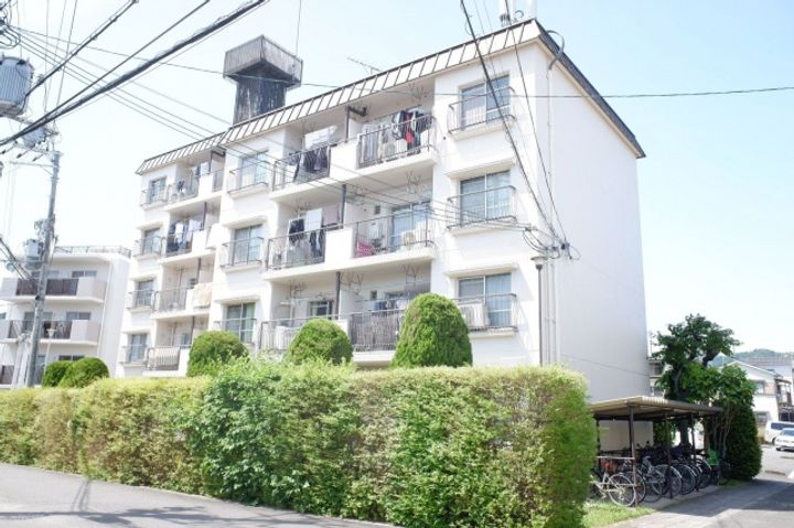 コーポ寺岡の外観