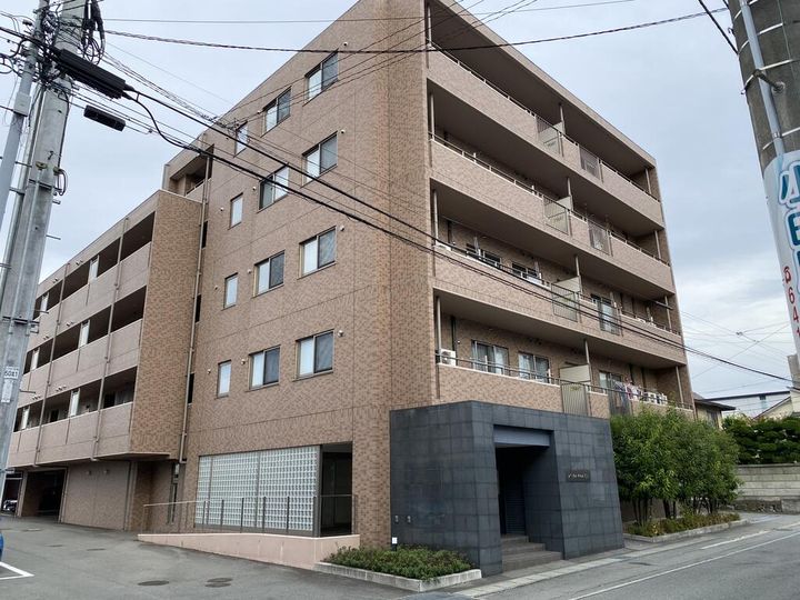 パークハイム小白川の外観