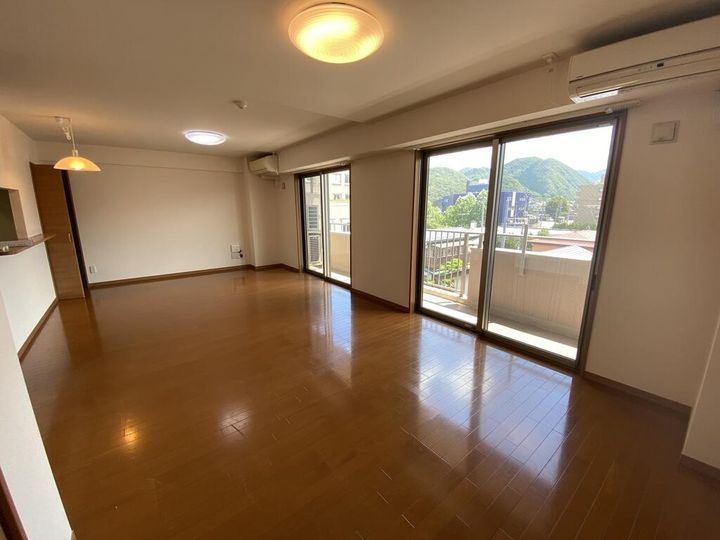 パークハイム小白川の居間