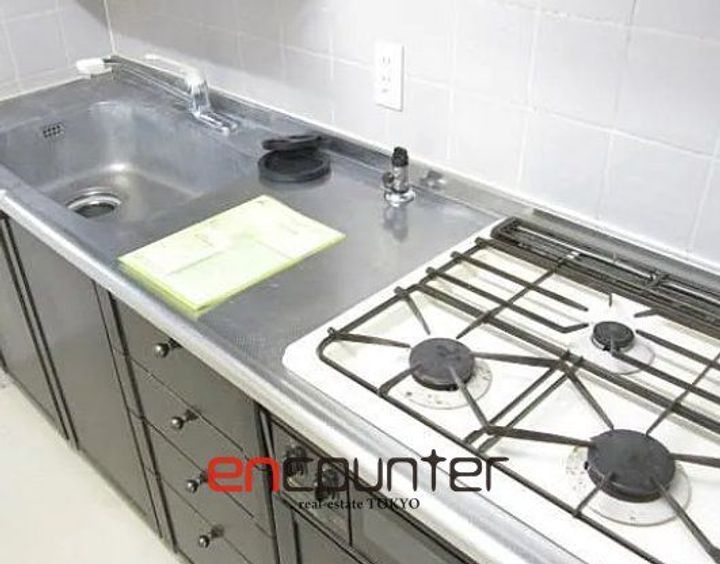 吉祥寺東急アパートメントのキッチン