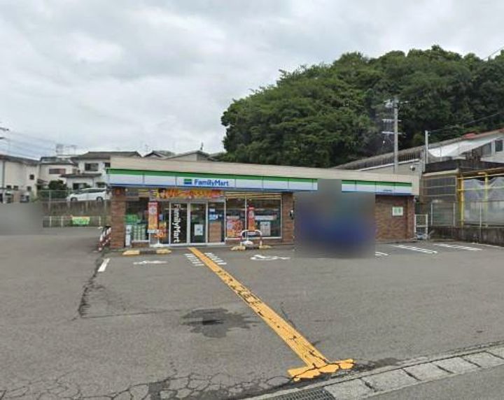 カーサ城山の周辺