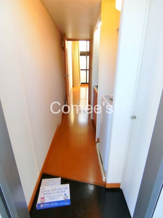 レーブカルチェの玄関