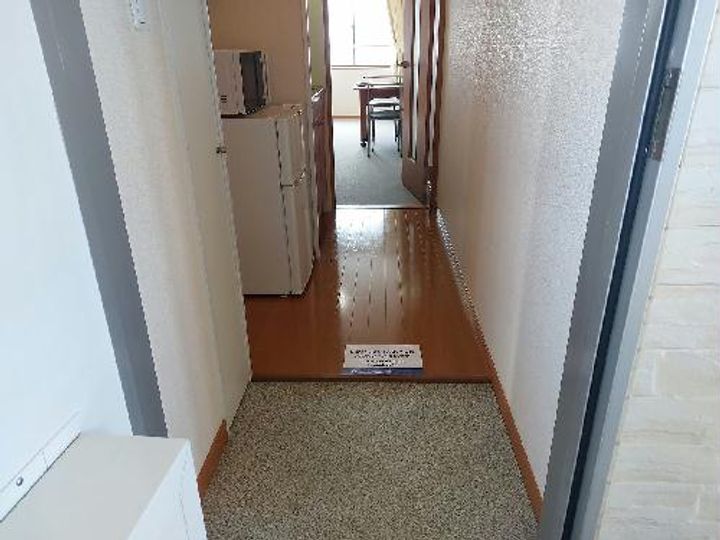 レオパレスK0049の居間